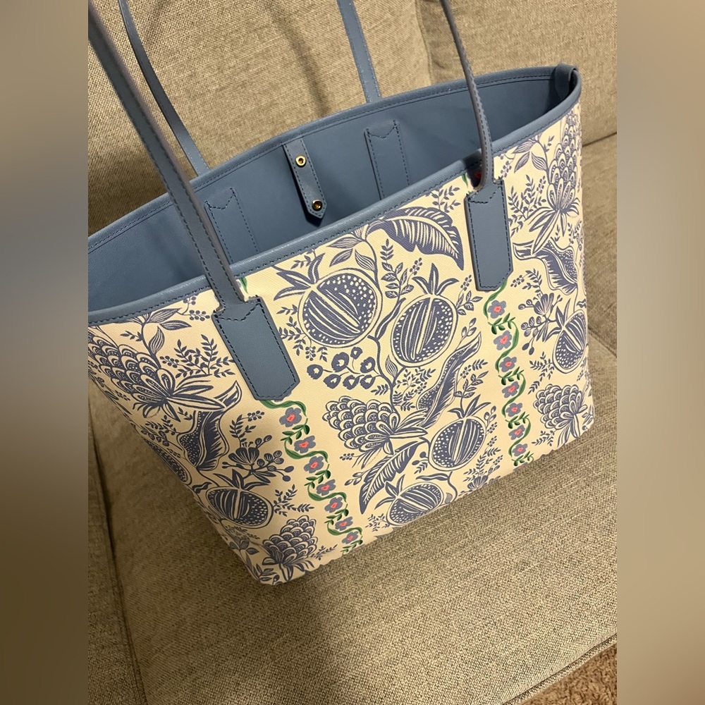 Rifle Paper Co. “Everyday Tote” in Pomegranate - Picture 5 of 15